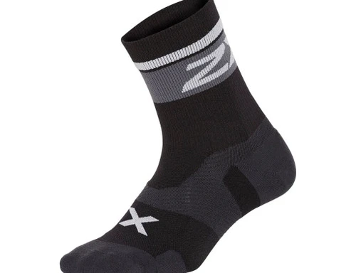 2XU - VECTR Unisex Cushion Crew Socks - Black/White