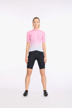 2XU - Aero Cycle Short Sleeve Jersey - Women's - Almond Blossom/WhiteReflective